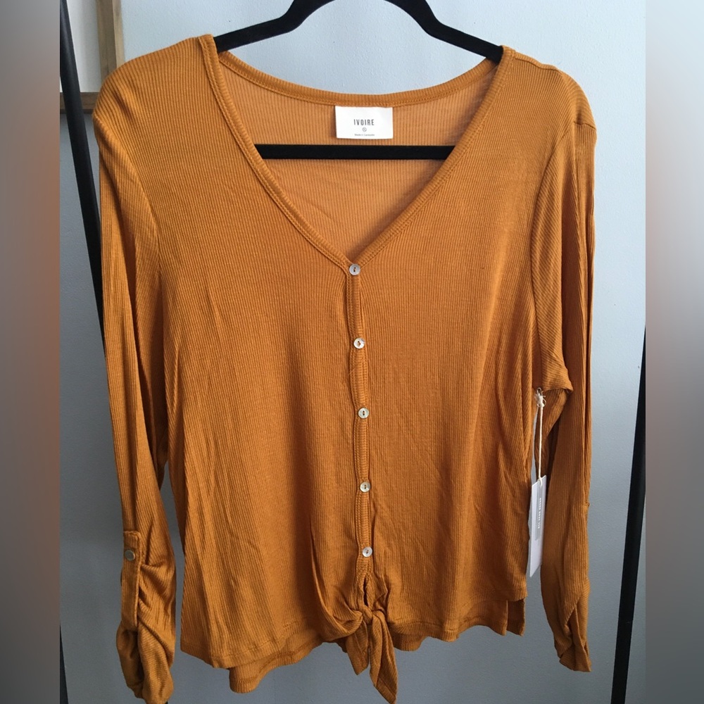 Ivoire Mustard Button Top, XL